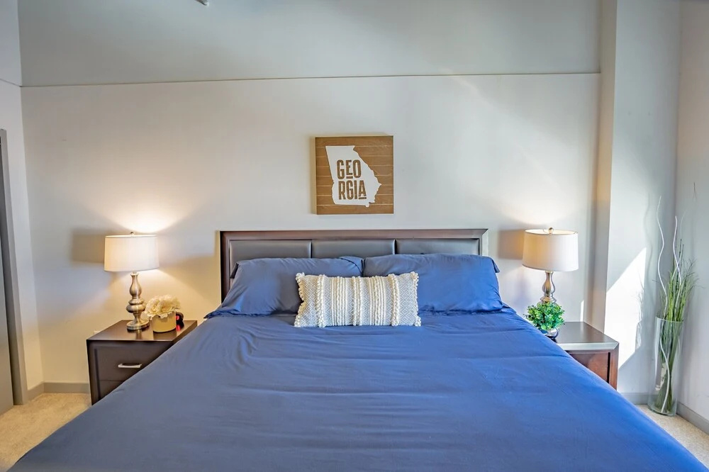 2br Fully Furnished Apartment - Great Location In Midtown 2 Bedroom Apts by RedAwning