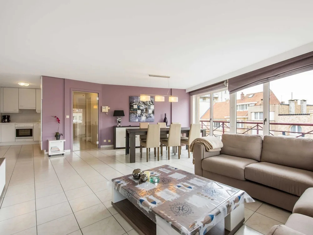 La Boheme 204 G1 Stylish Apartment in Koksijde
