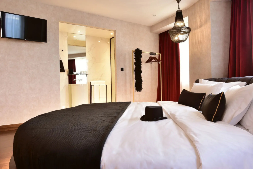 Hotel photo 12