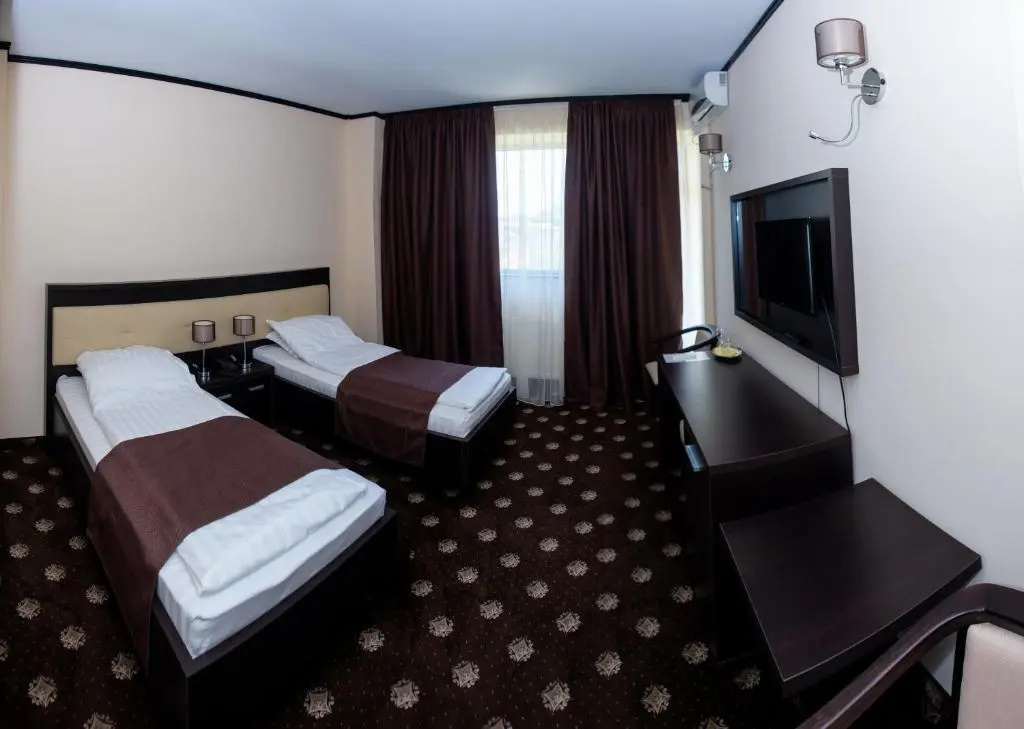 Standard Double room with balcony (twin beds)
