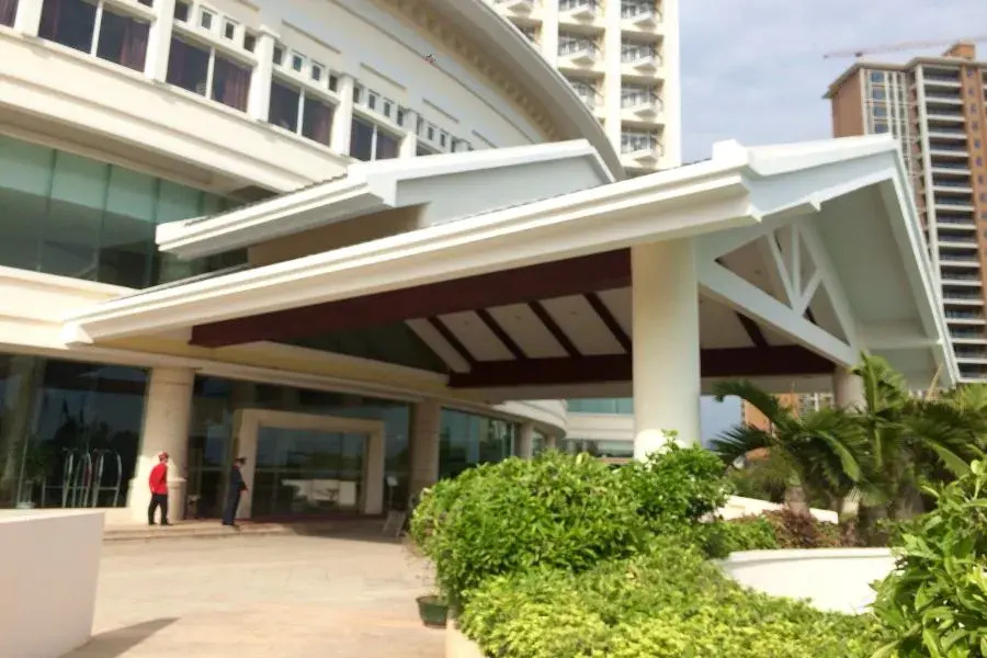 Seaview Bay Hotel