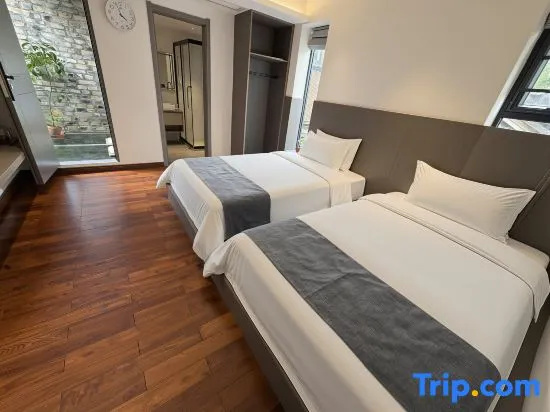 Standard Double Family room (twin beds)