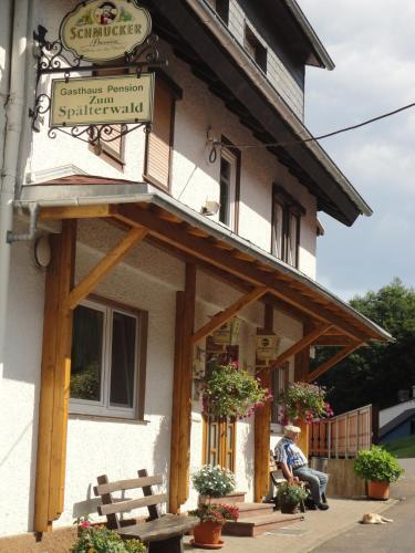 Gasthaus Zum Spalterwald image