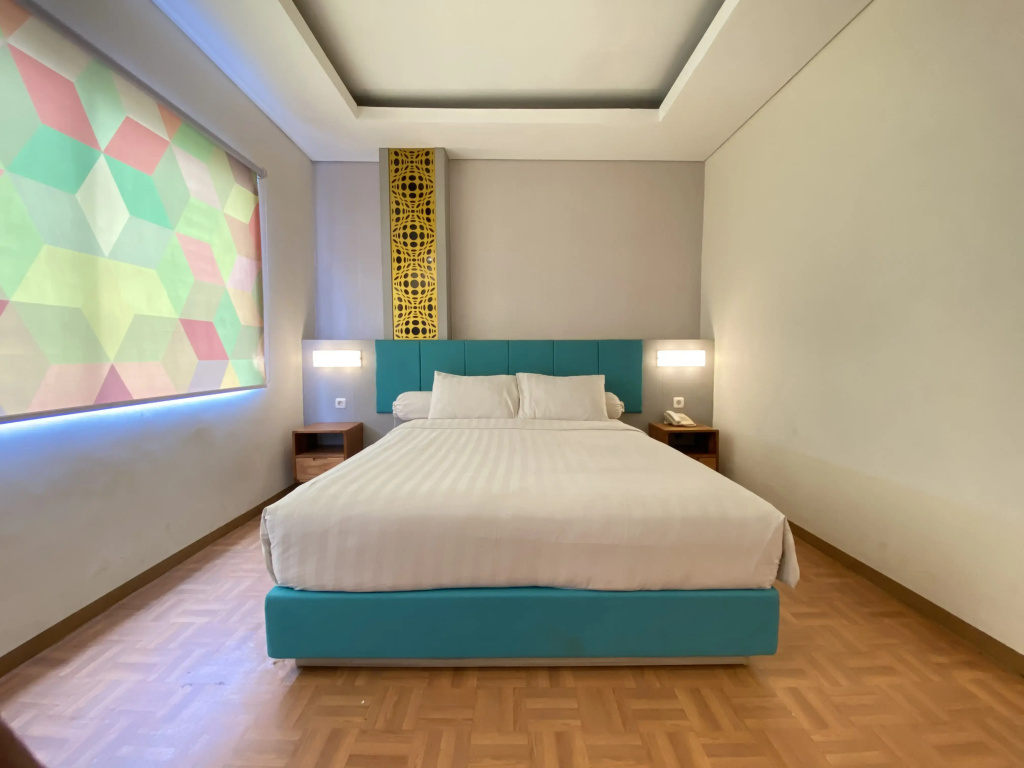 Deluxe Double room (full double bed)