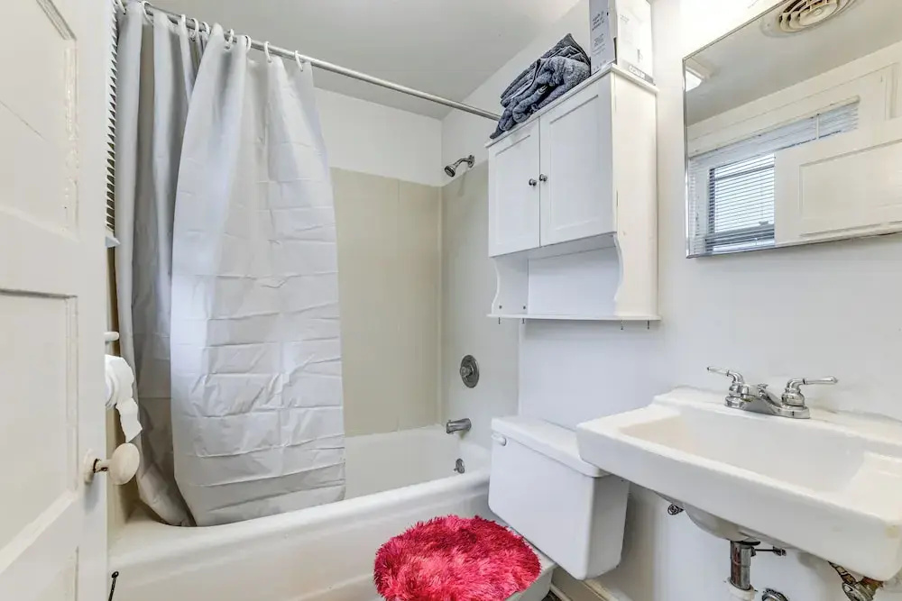 Work & Study: Binghamton Apt 2 Mi to Downtown