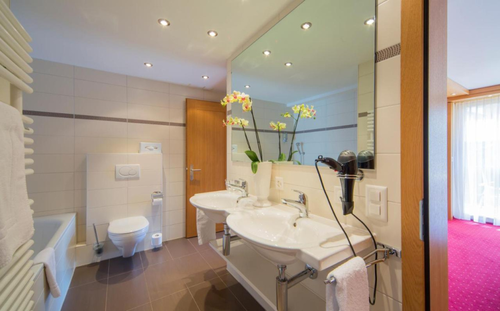 Hotel photo 40