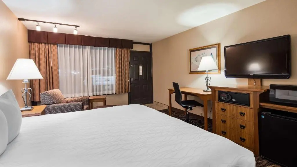 Best Western Plus Saddleback Inn & Conference Center - Chambres