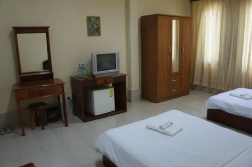 Hotel photo 12