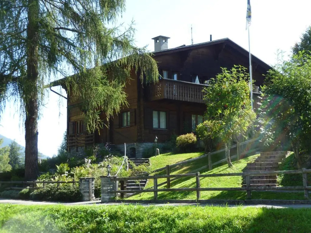 Hotel Cresta - Chambres