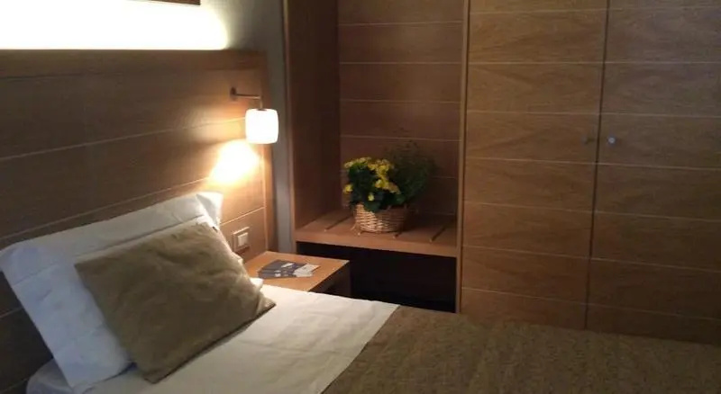 Meridiana Country Hotel - Chambres