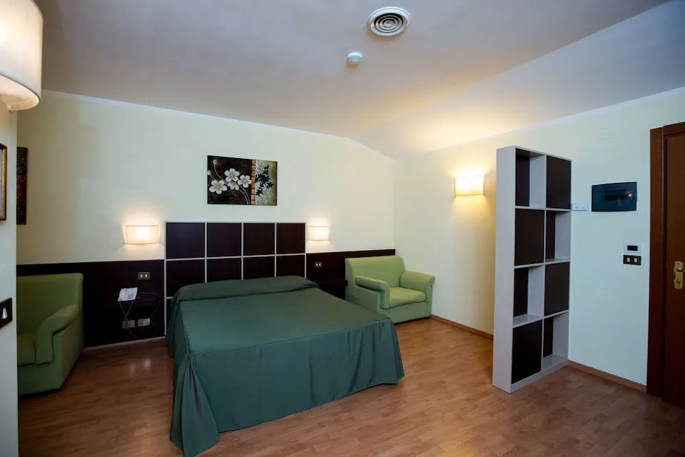 Roccaporena - Chambres