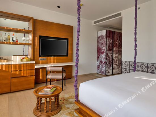 Azaya Beach Resort