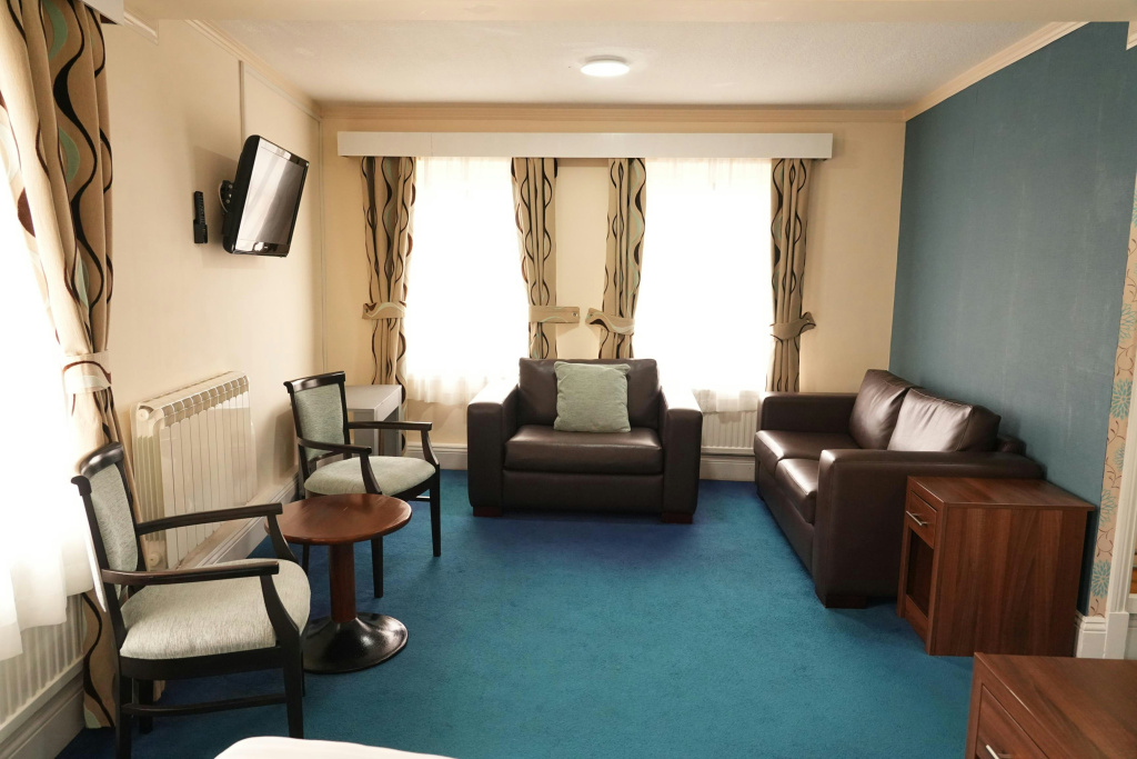 The Continental Hotel, Derby - Général