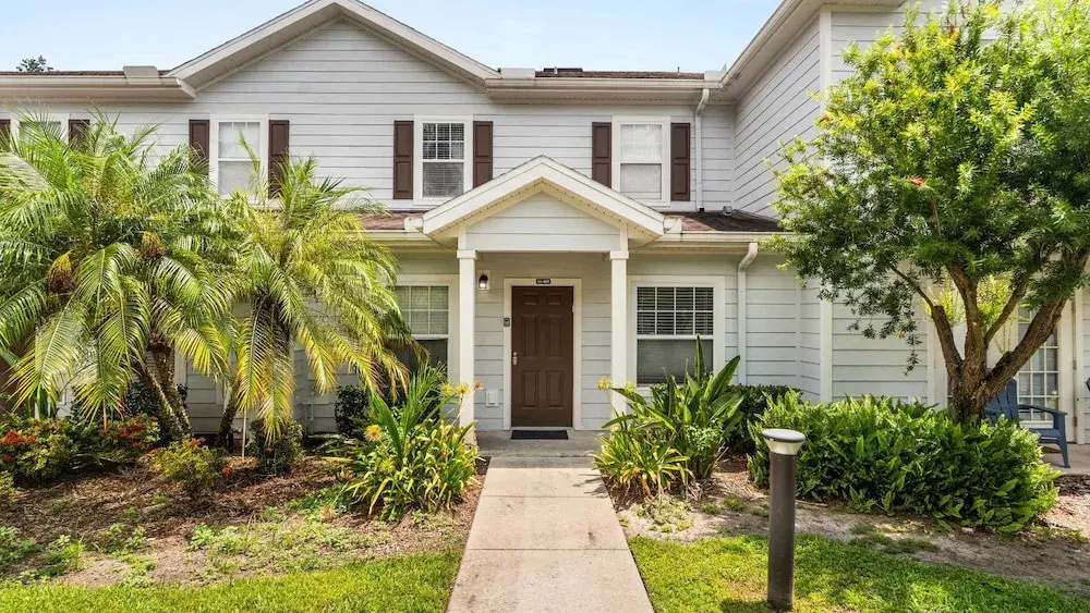 Upstay Modern 3BR Townhome With Pool Near Disney