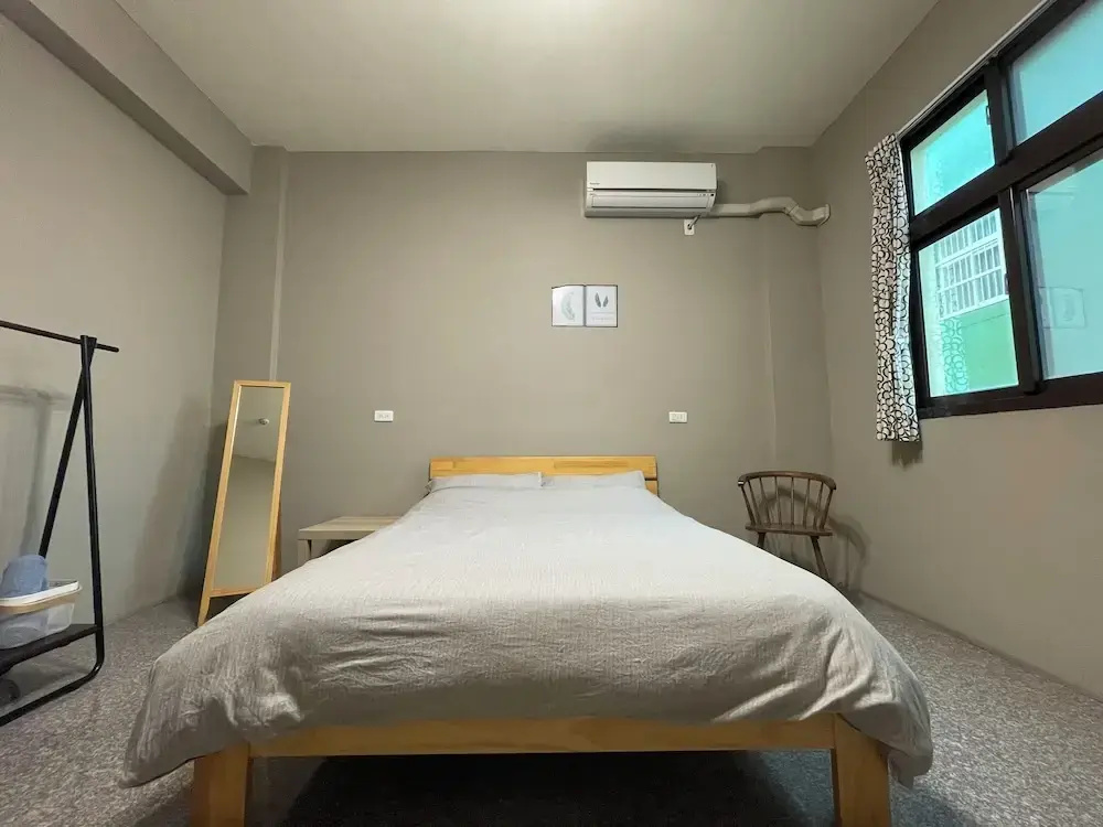 Comfort room