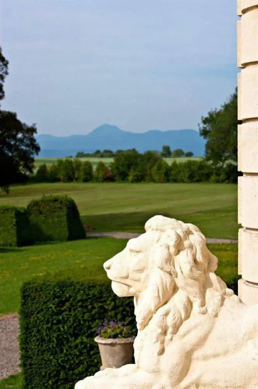 Chateau De La Caniere