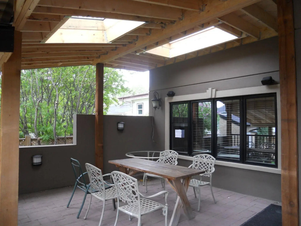 Westmount River Inn - фото 35