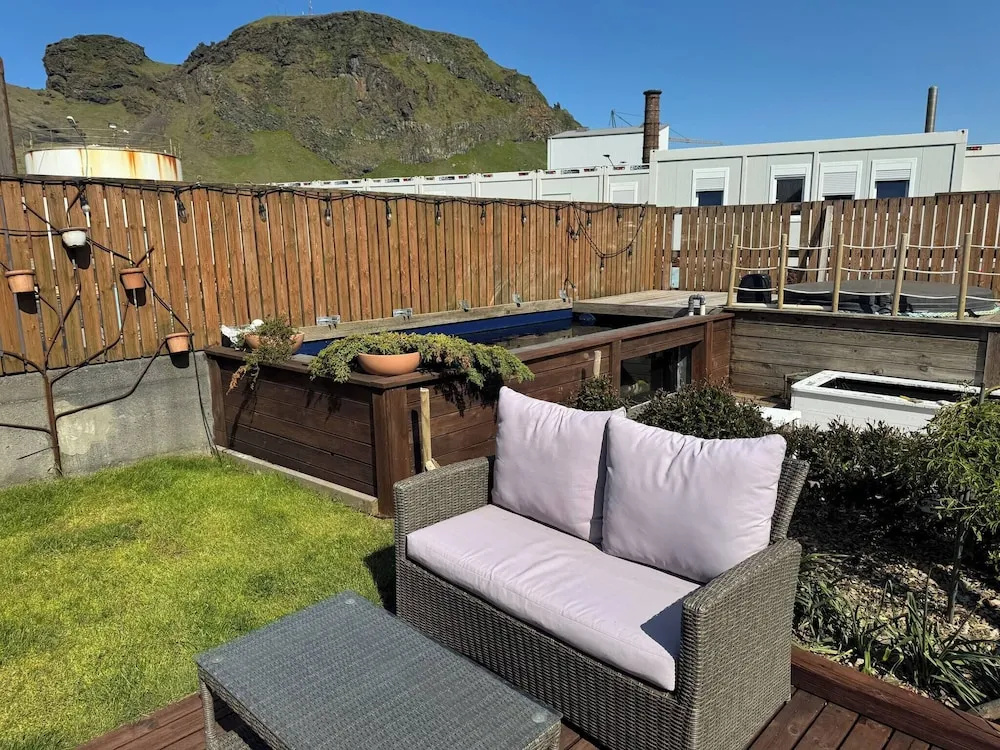 The Cozy Caravan Vestmannaeyjar
