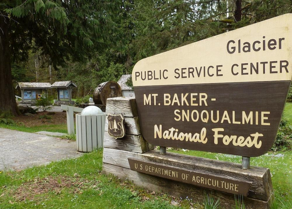 Mt. Baker - 5 Bedroom Cabin - RNU 65341