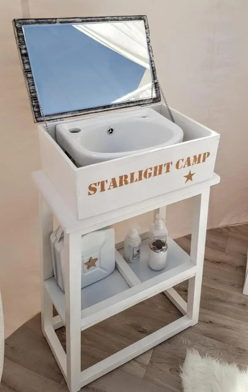 STARLIGHT CAMP by null