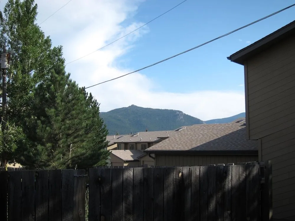Columbine Inn