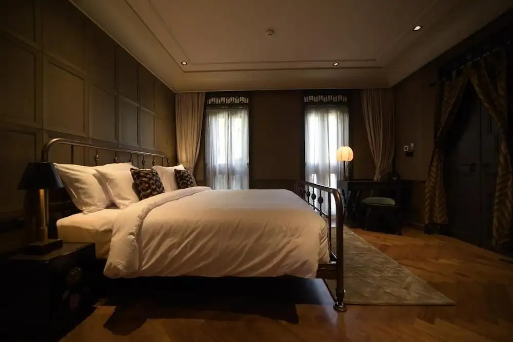Comfort room