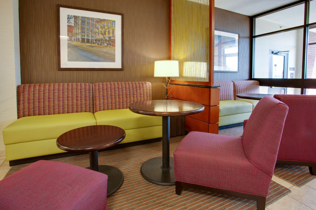 Drury Inn & Suites Terre Haute - Général