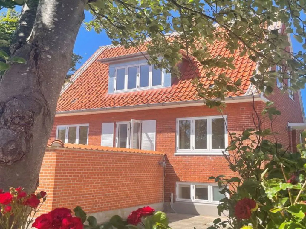 "Urs" - 200m from the sea in NW Jutland