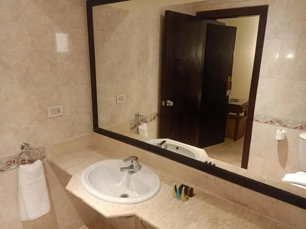 Golden Carven Hotel - Chambres