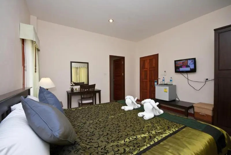 Standard Double room (full double bed)