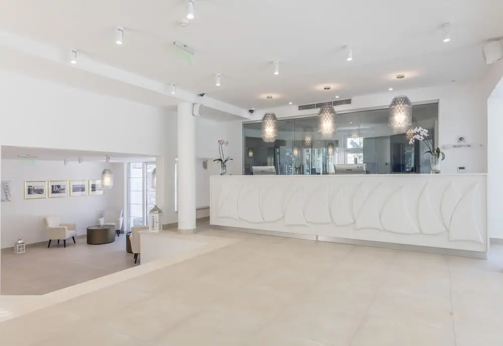 Holiday Park Rooms and Suites Bellevue