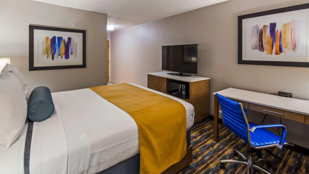 Standard Double room (full double bed)