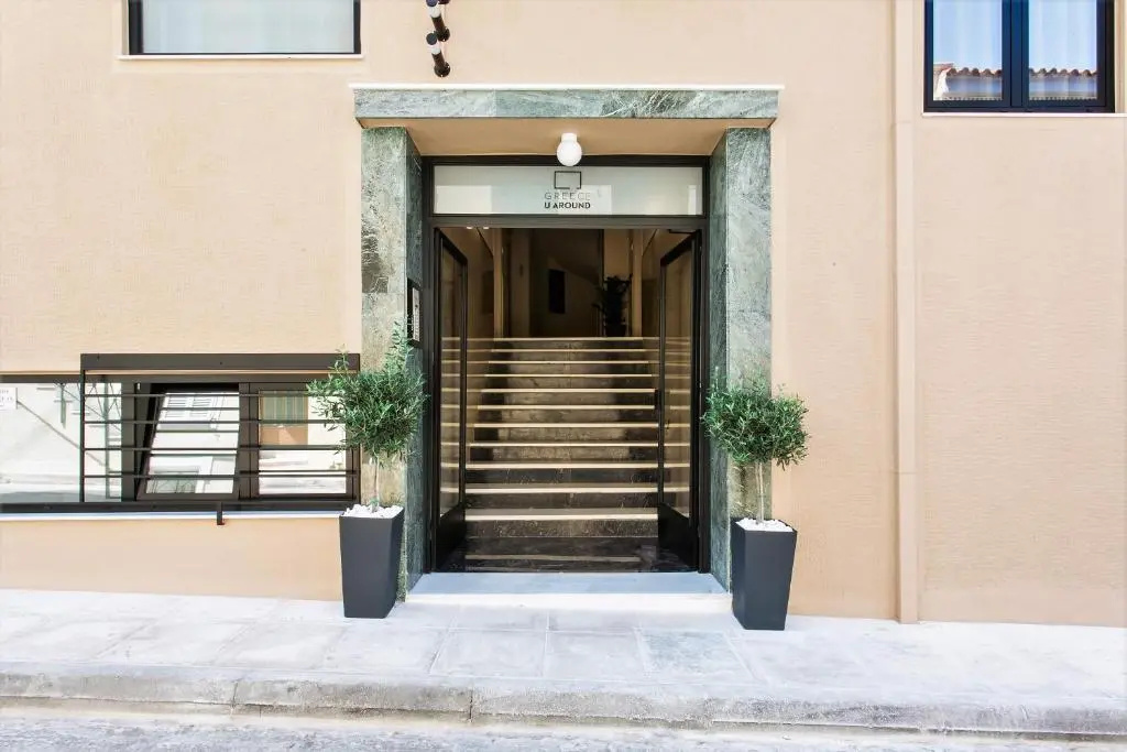 Greece U Around Athens Thissio Suites — фото