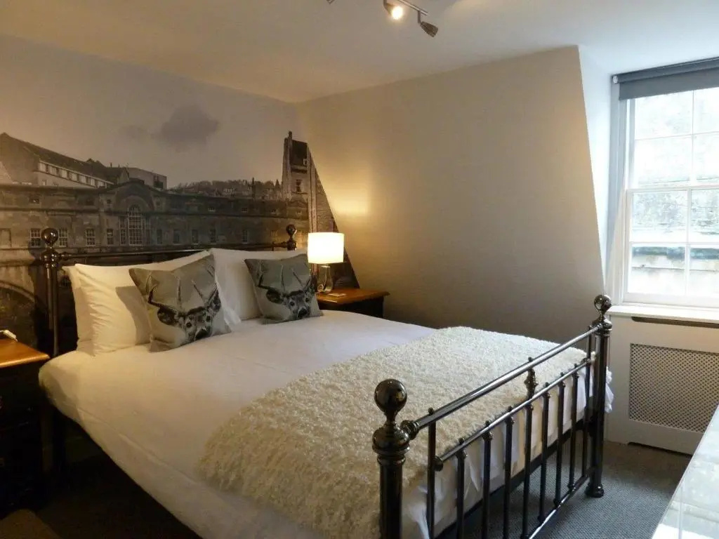 Standard Double room (full double bed)