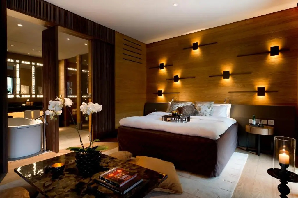 Grand Deluxe Double room (full double bed)