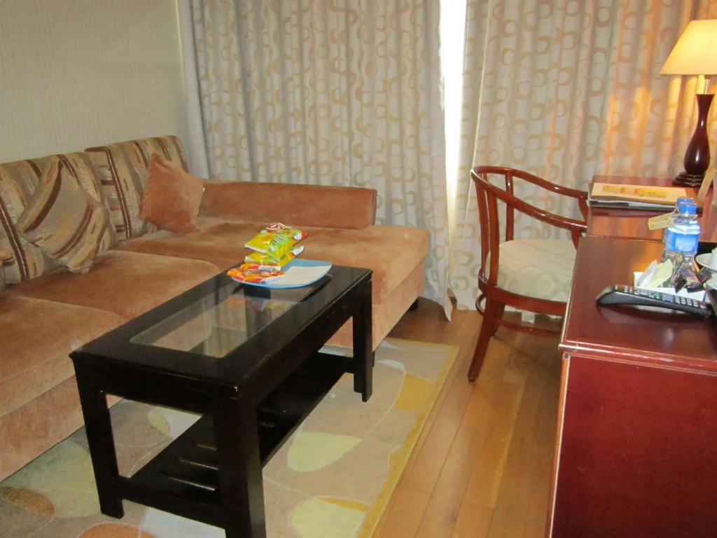 First Hotel - Général