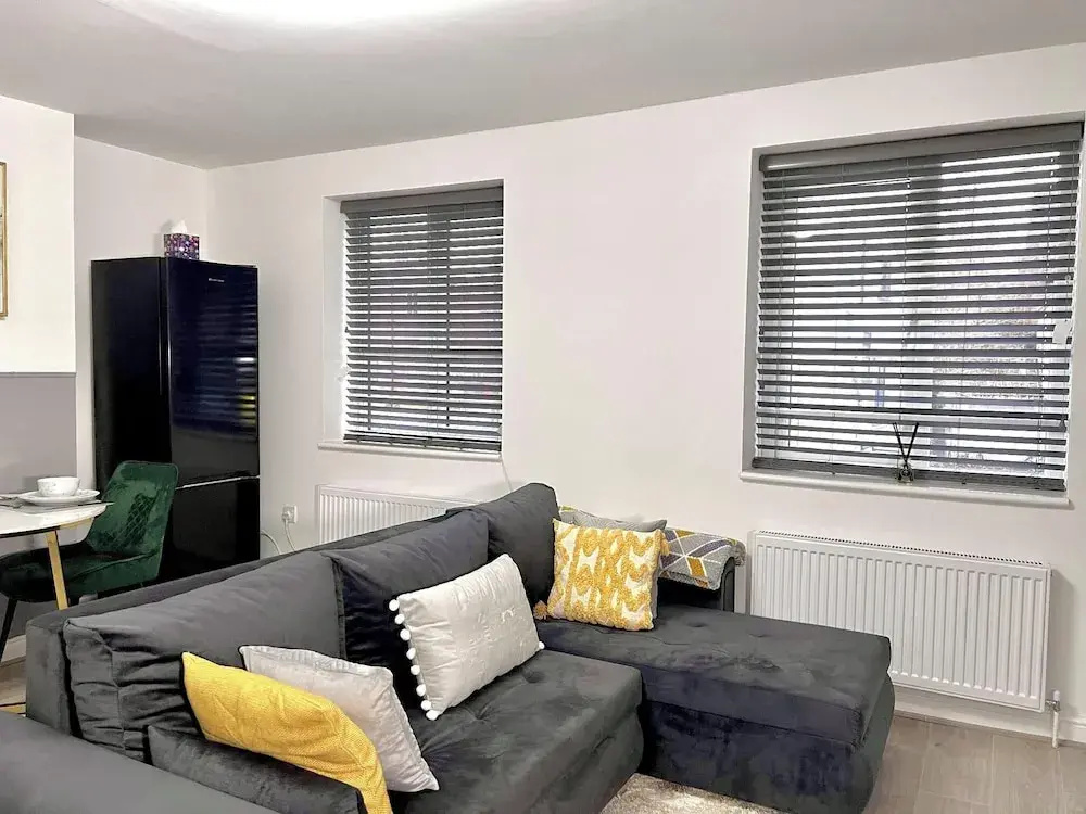 Stylish Spacious 1Bd Apt-kingbed-10min Heaton Park - фото 8