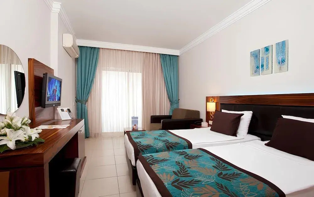 Двухместный номер Standard с балконом 2 отдельные кровати в Xperia Grand Bali Hotel  - All Inclusive