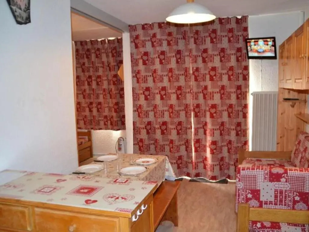Voir la photo 2 — Appartement Les Menuires, 1 pièce, 4 personnes - FR-1-452-31
