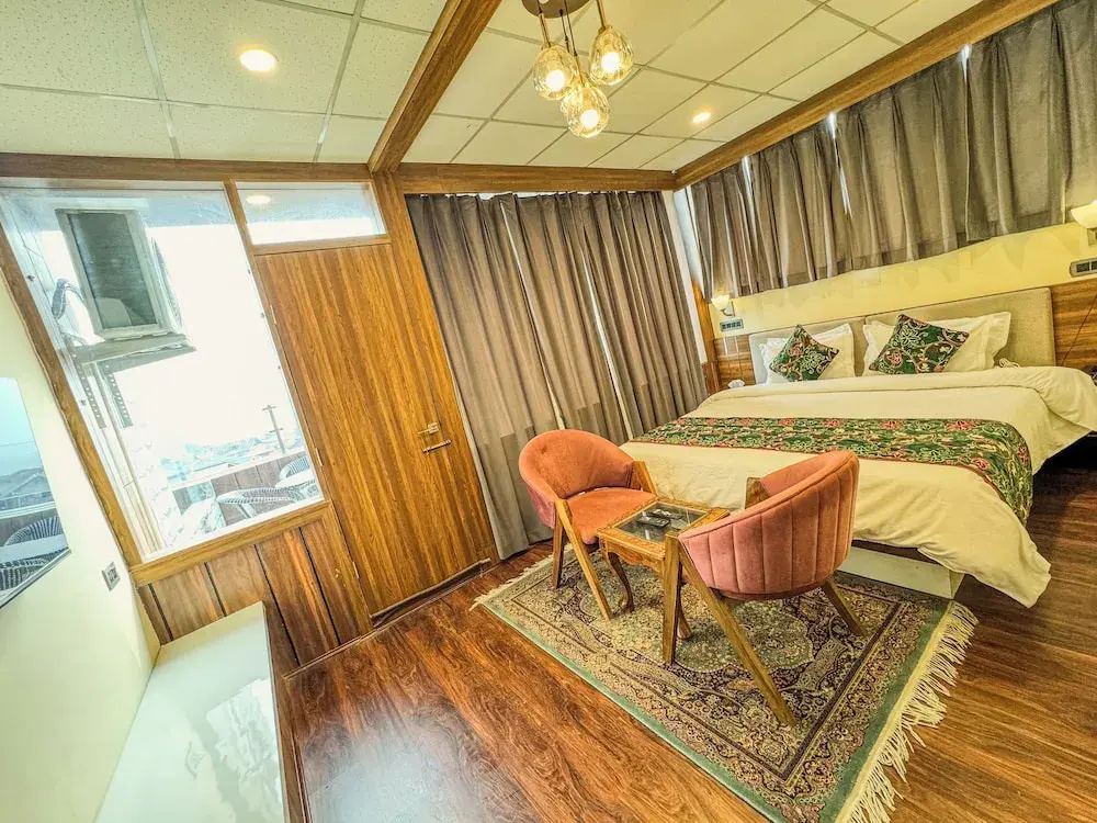 Hotel photo 10
