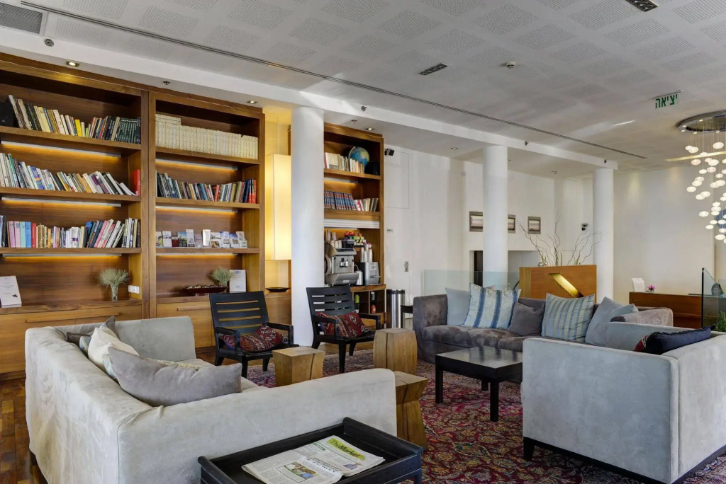 Hotel photo 12