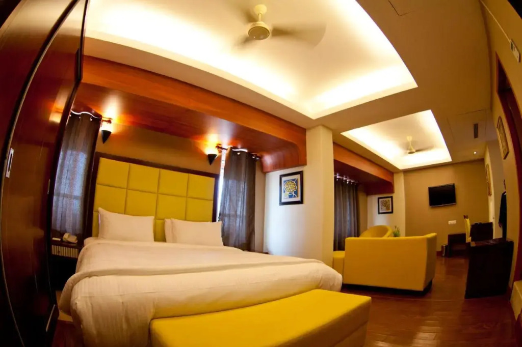 Paramount Tower — фото 5