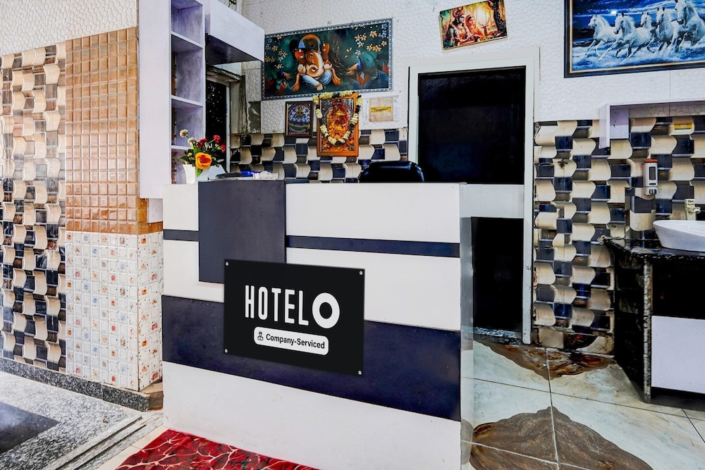 Deluxe Super Hotel O Mahadev