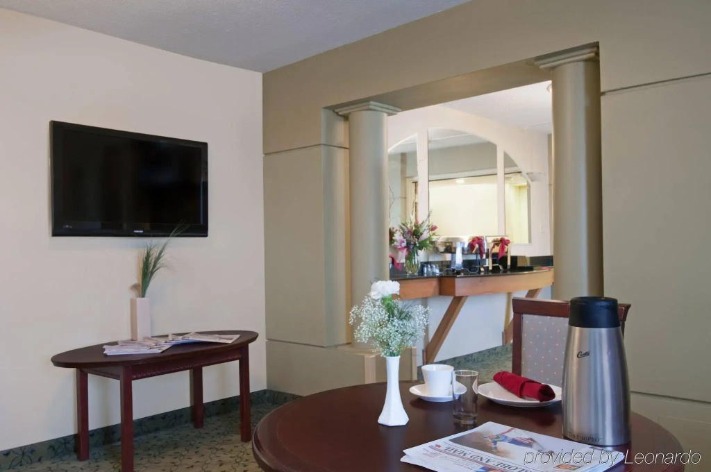 Holiday Inn Ottawa East by IHG - Général