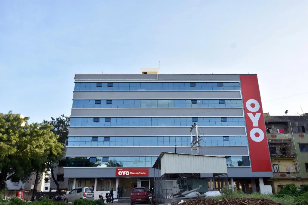 OYO 79193 Flagship Novel Inn
