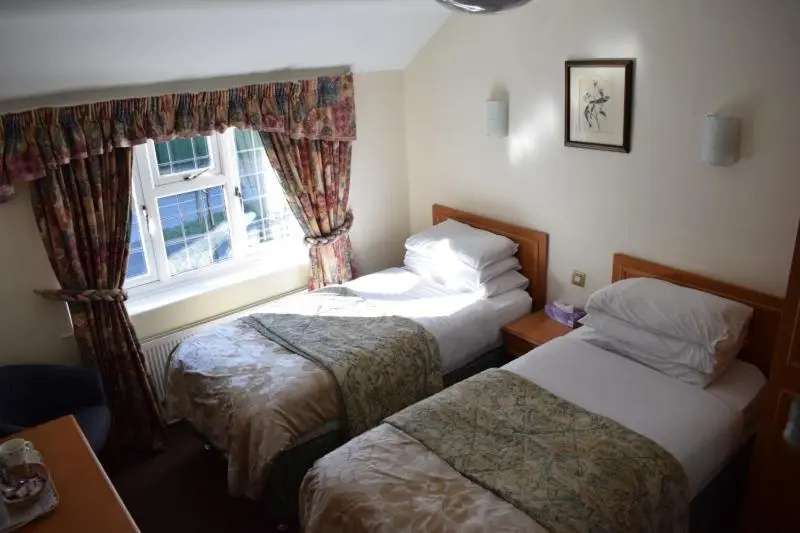Clifton Bridge Guesthouse - Chambres