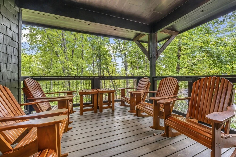 Tennessee Swim 3 Bedroom Home by Redawning