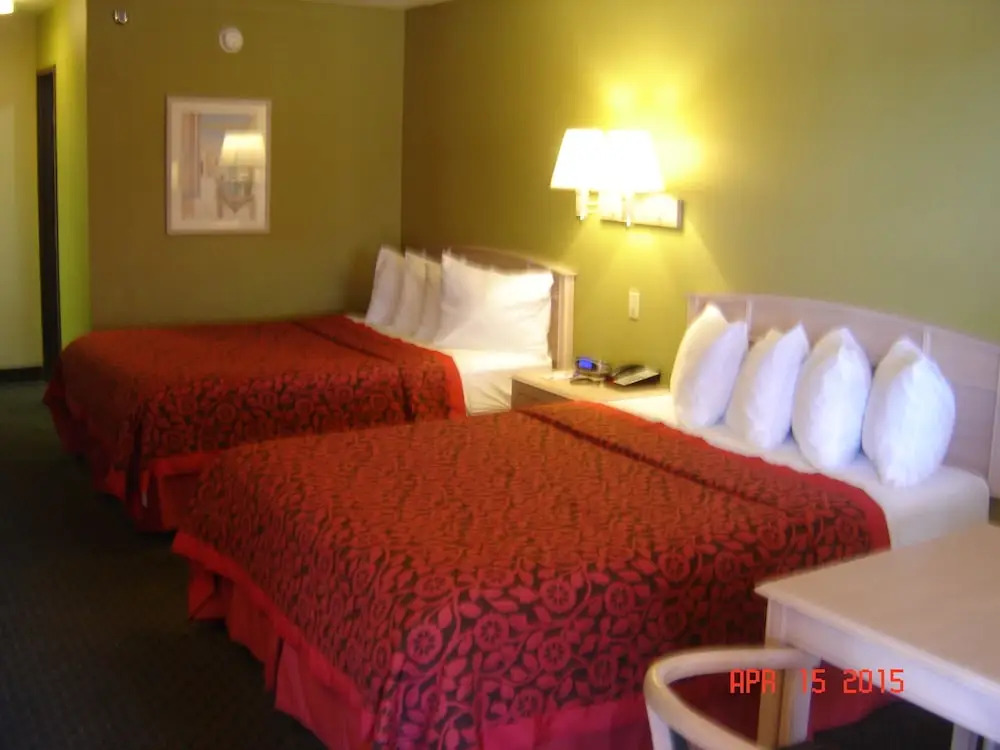 Days Inn By Wyndham Carlsbad, Nm — фото 3