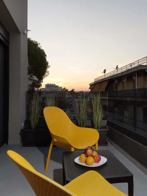 Executive Suite with city view