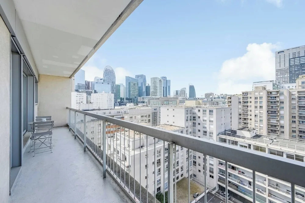 Bright Flat - 1bdr/4p- Near Paris and La Defense